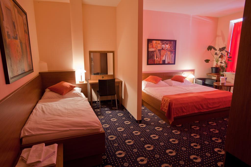 Hotel Penzion Gremium Bratysława Zewnętrze zdjęcie